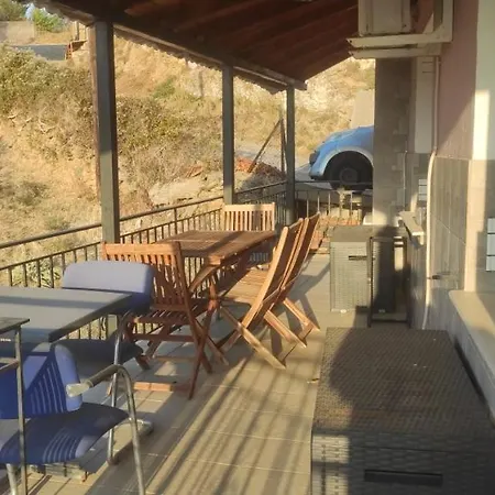 דירה Koufos House *