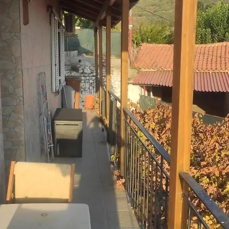 Koufos House Apartment