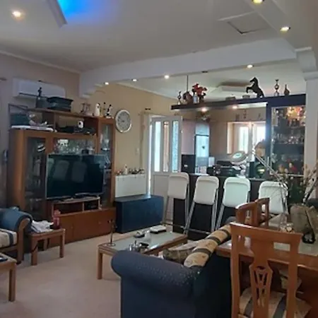 Koufos House Apartment